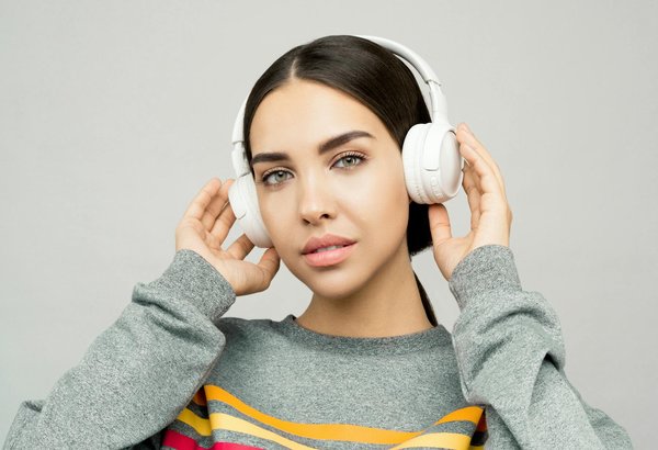 Mon avis de styliste sur la brosse soufflante : alliée du brushing moderne